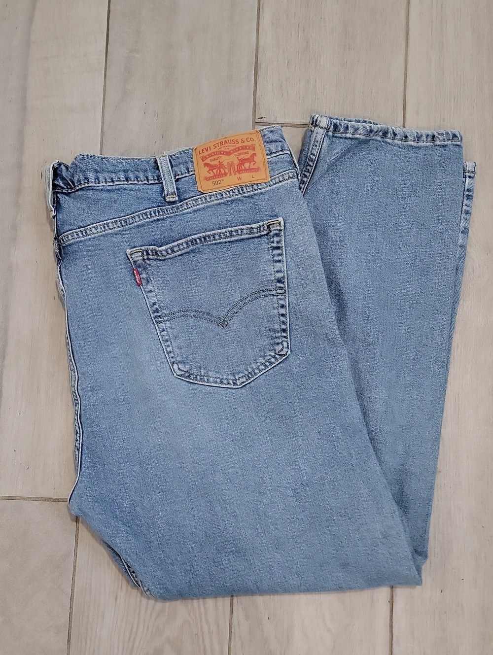 Levi’s 502 Men’s Jeans (46x32)